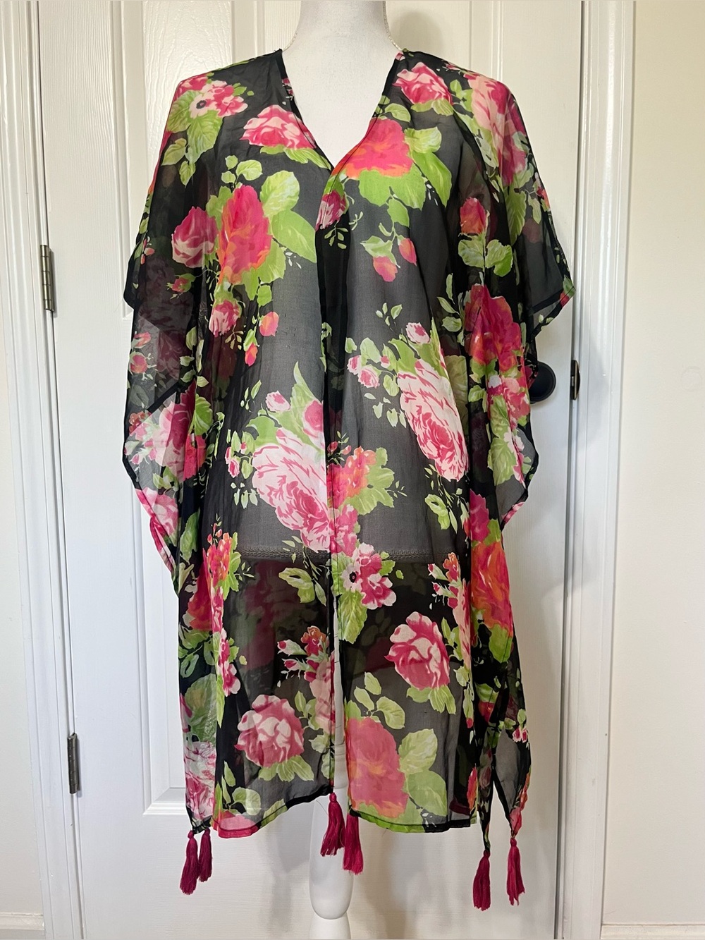 America & Beyond Boho Sheer Floral Kimono Cardigan Black Rose Beach Coverup